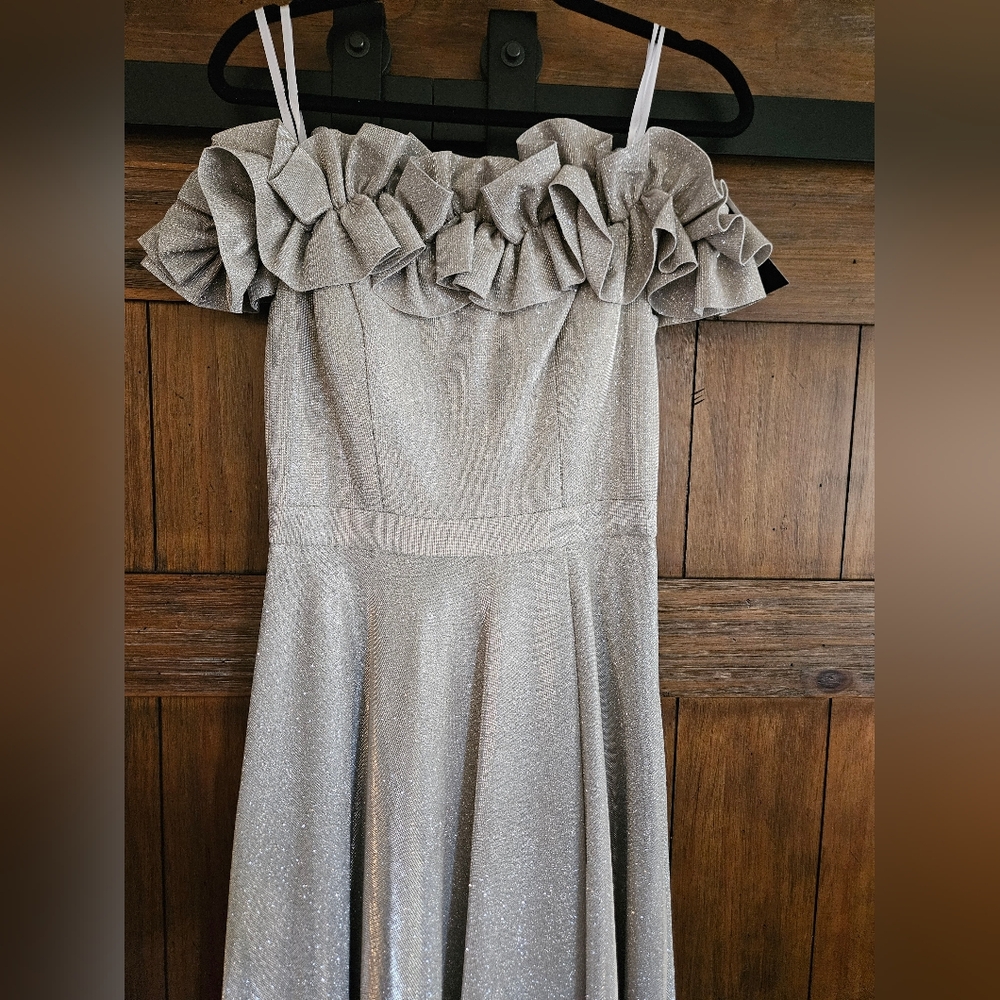 Xscape Metallic Off-Shoulder Ruffle Gown - Picture 5 of 8